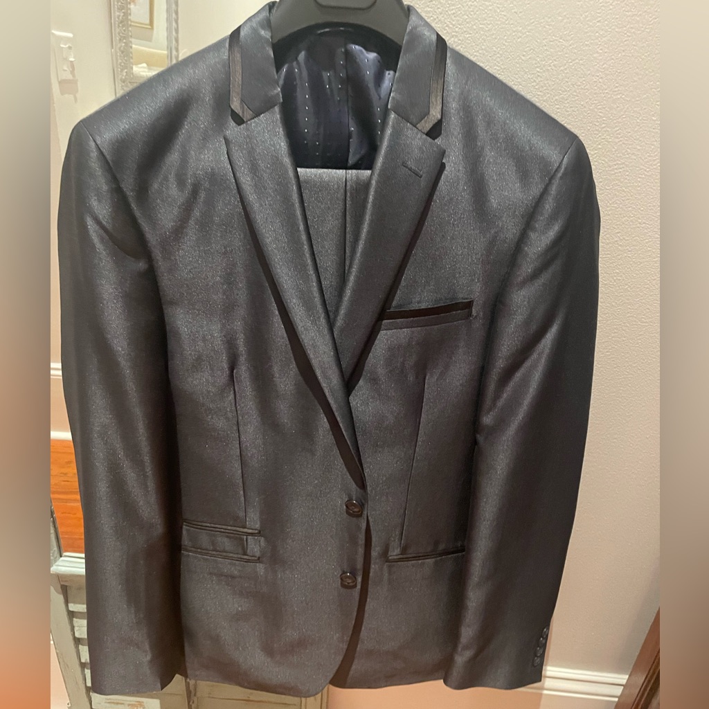 Andrew Fezza Mens Suit
